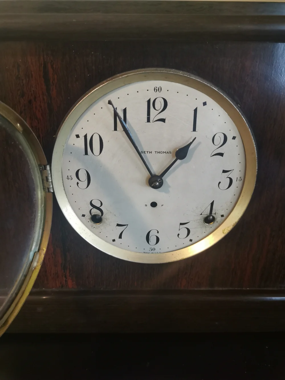 Antique Seth Thomas Shelf Mantle Clock W/Key Working